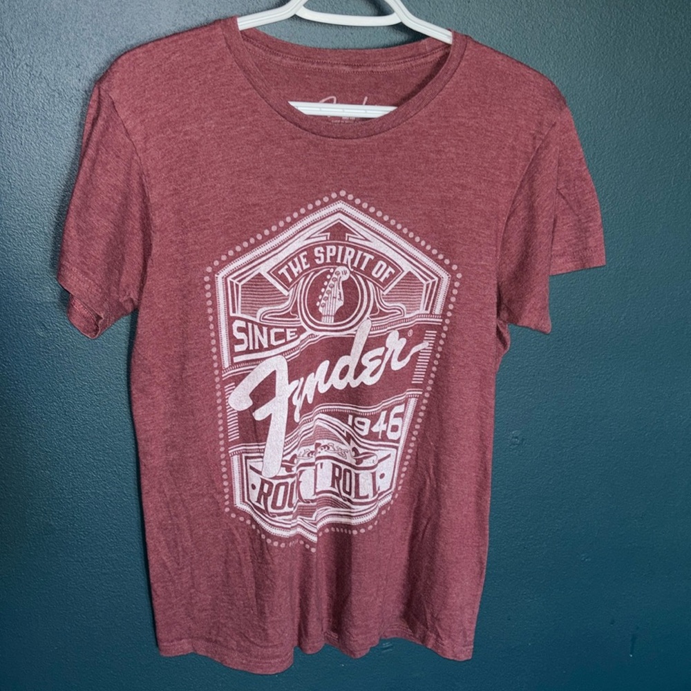 Fender Mens Maroon Graphic T-Shirt Size Medium